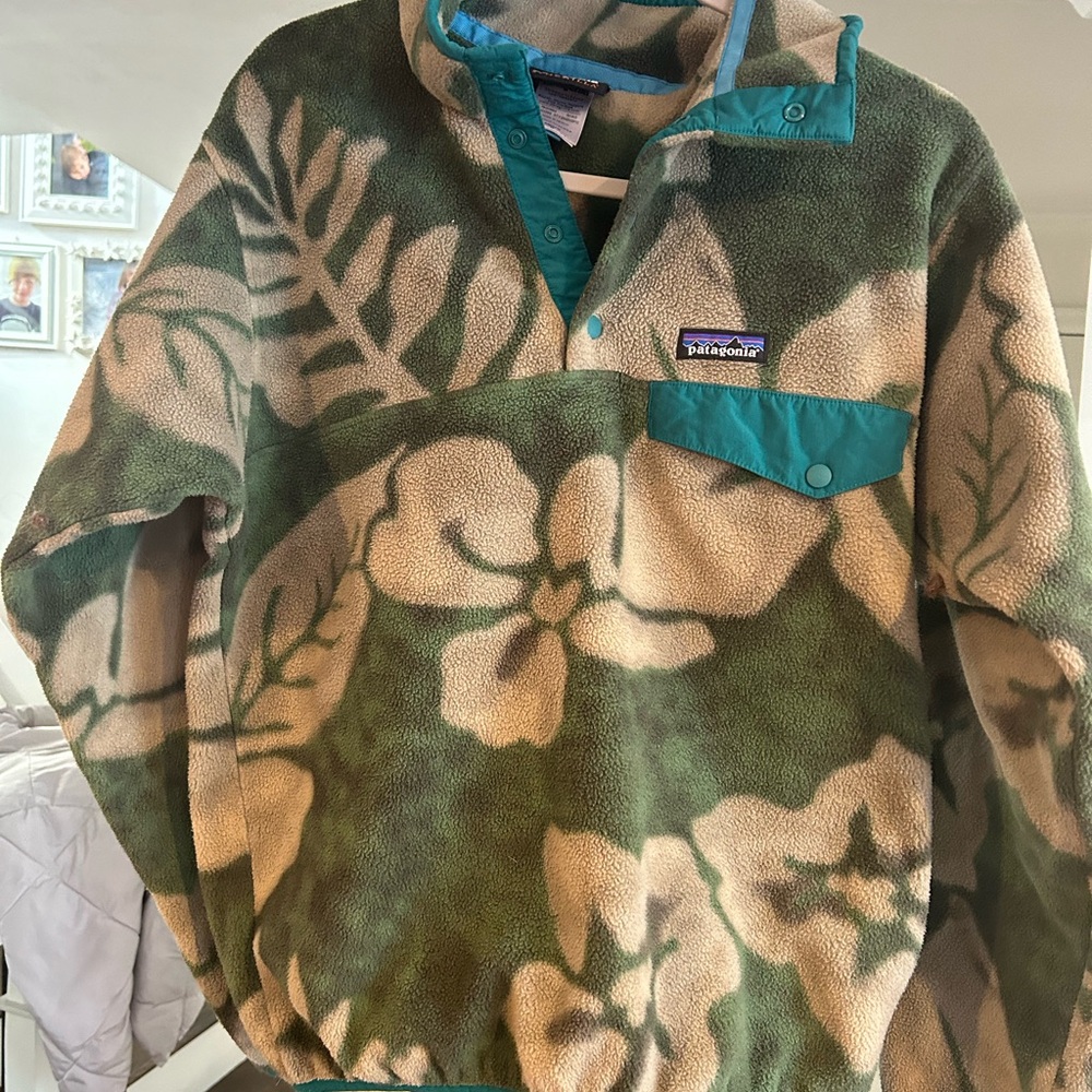 Patagonia lightweight synchilla snap-t pullover